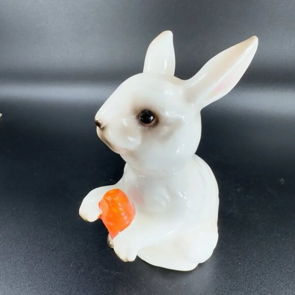 Vintage‎ Enesco Porcelain Bunny Rabbit Figurine Painted Made In Japan Figure VTG